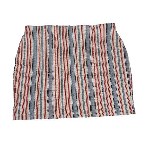 Unbranded Womens Striped Mini Skirt Size 30 Multicolor‎ Quilted Stretchy Pull On - Picture 1 of 3
